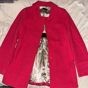 Bright pink trench coat 🌺